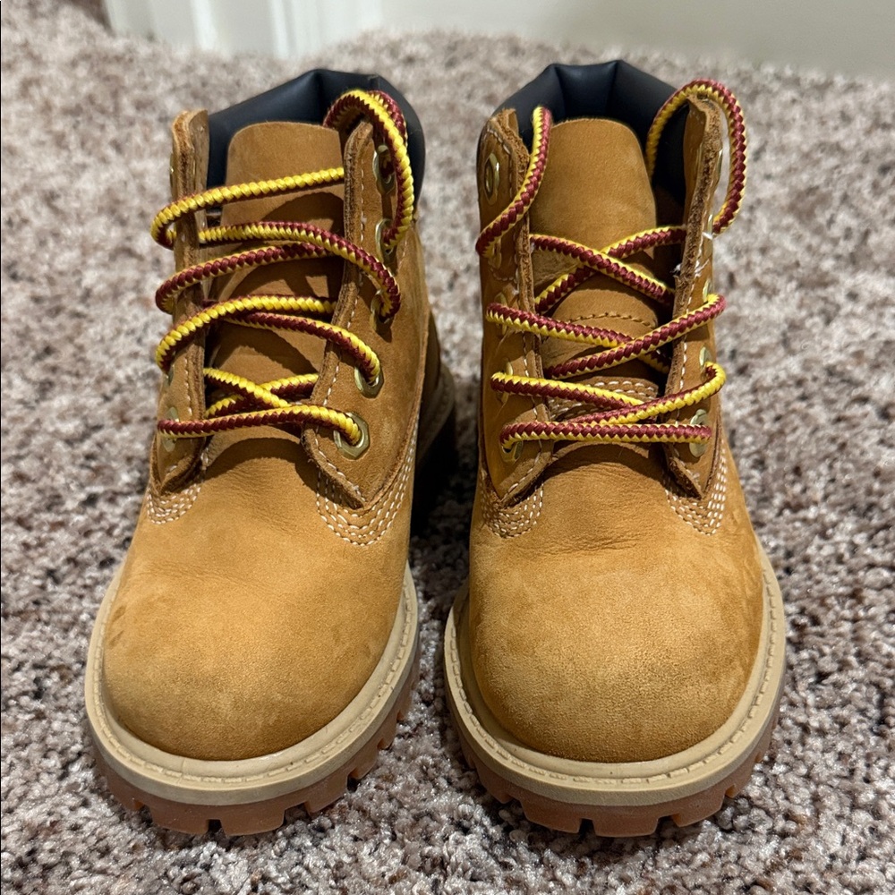 Timberland Kids Wheat Nubuck Ankle Boots with Black Collar and Yellow-Red Laces - Picture 2 of 4